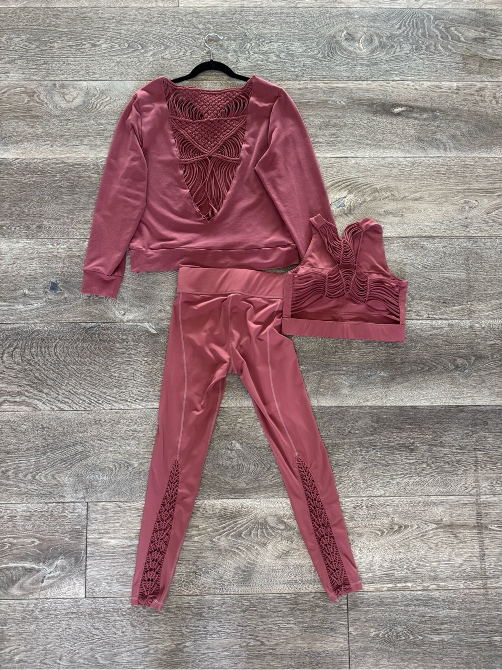 RARE - Complete Set - Carbon38 Sayang Macrame Leggings, Sports Bra, Sweatshirt